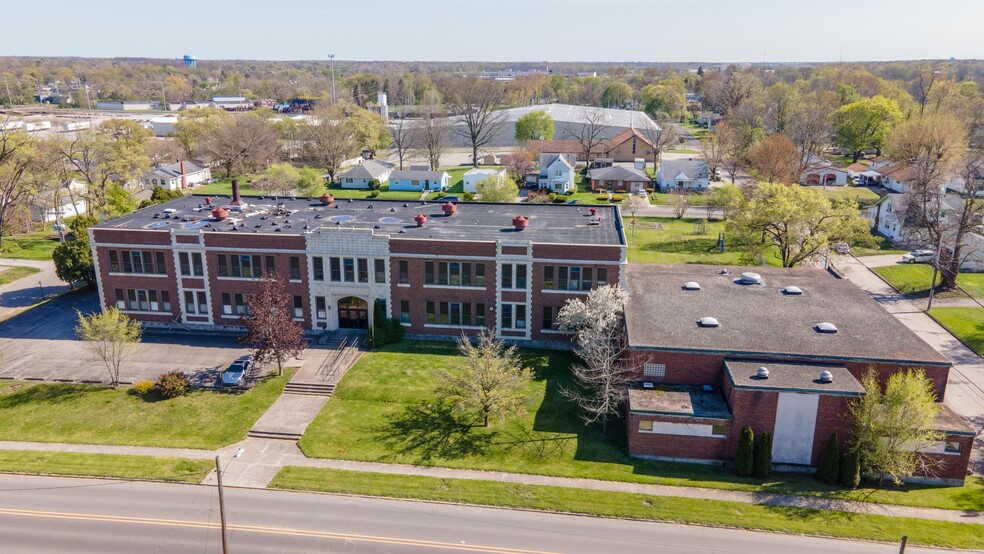 1525 W 14th St, Anderson, IN for sale - Building Photo - Image 1 of 1