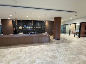 4501 Tamiami Trl N, Naples, FL for lease Interior Photo- Image 1 of 7