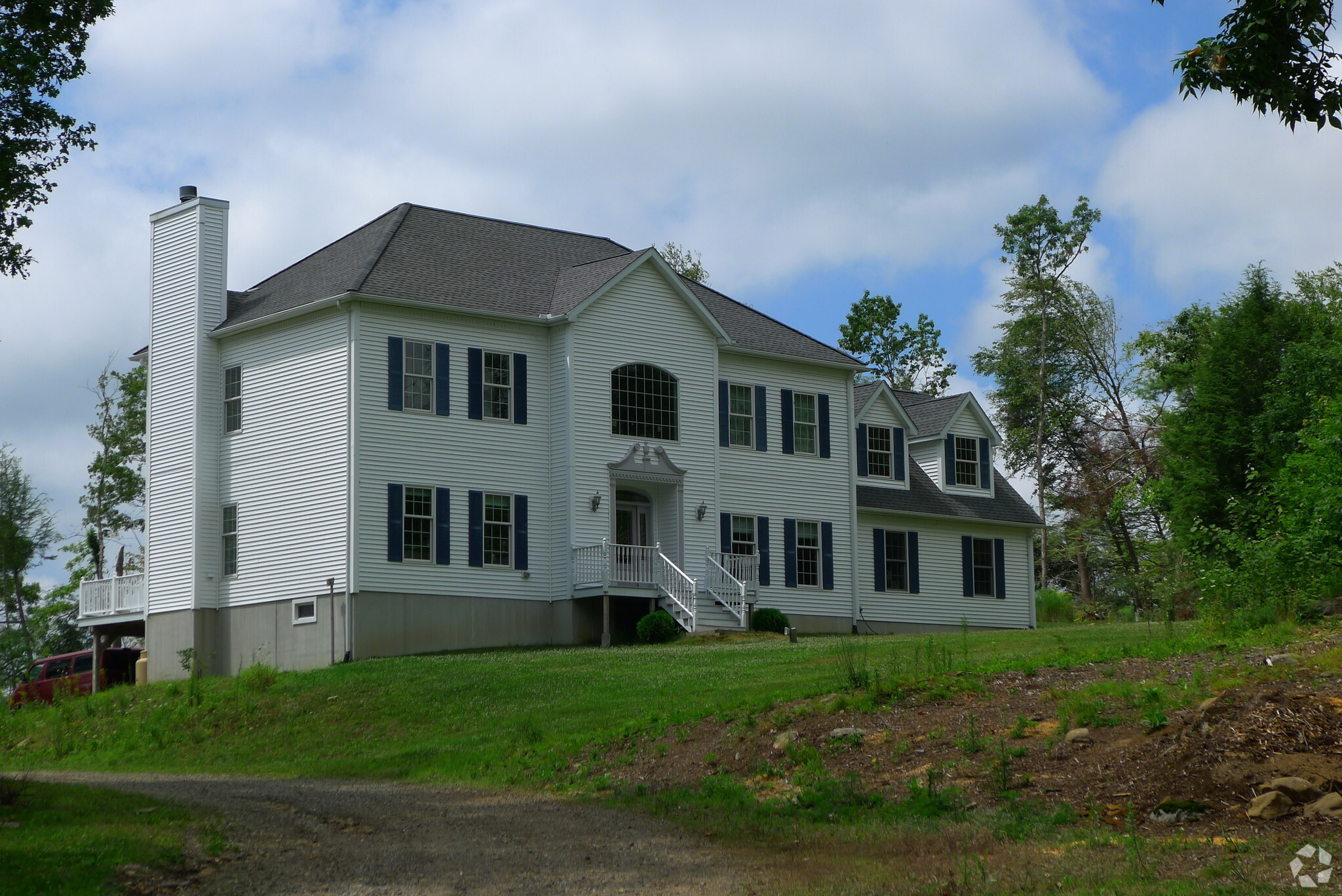 245 E Old Sturbridge Rd, Brimfield, MA for lease Primary Photo- Image 1 of 3