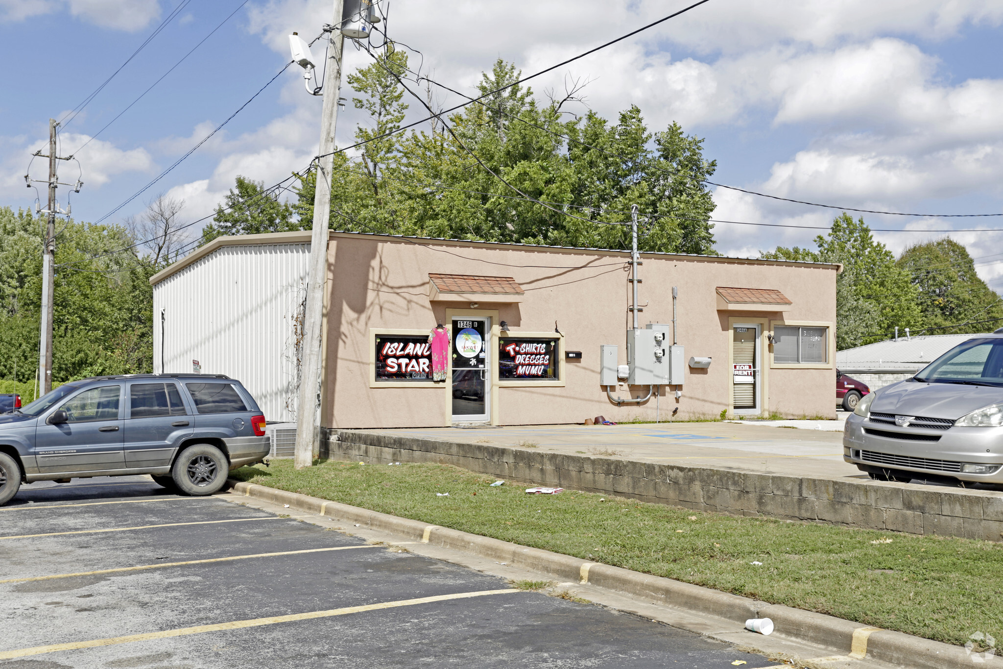 1346 W Sunset Ave, Springdale, AR for sale Primary Photo- Image 1 of 1