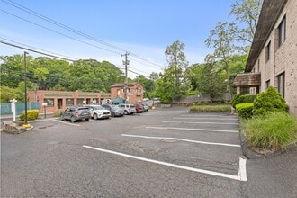 7 Riversville Rd, Greenwich, CT for lease Building Photo- Image 2 of 22