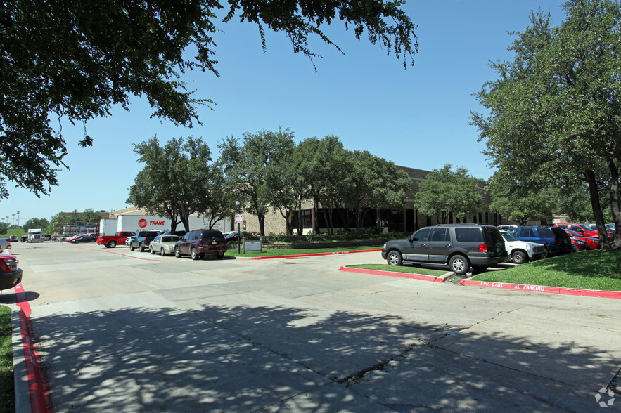 1625 Diplomat Dr, Carrollton, TX for lease - Building Photo - Image 1 of 5