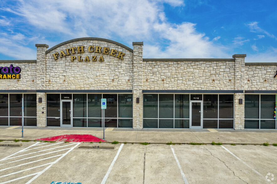 7017 Baker Blvd, Richland Hills, TX for lease - Building Photo - Image 2 of 4