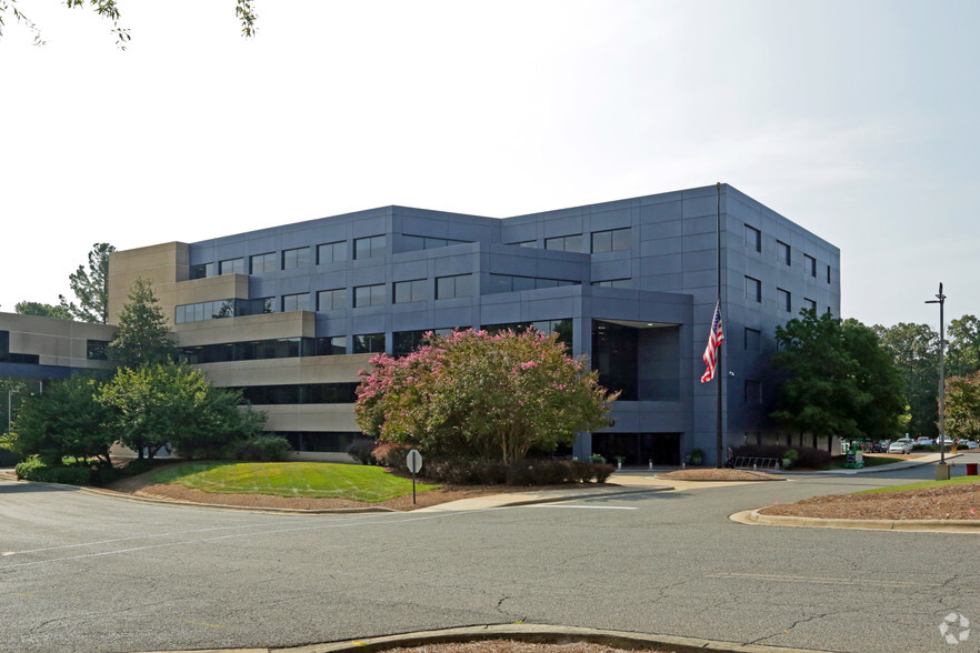 800 Park Offices Dr, Durham, NC for lease - Building Photo - Image 1 of 34