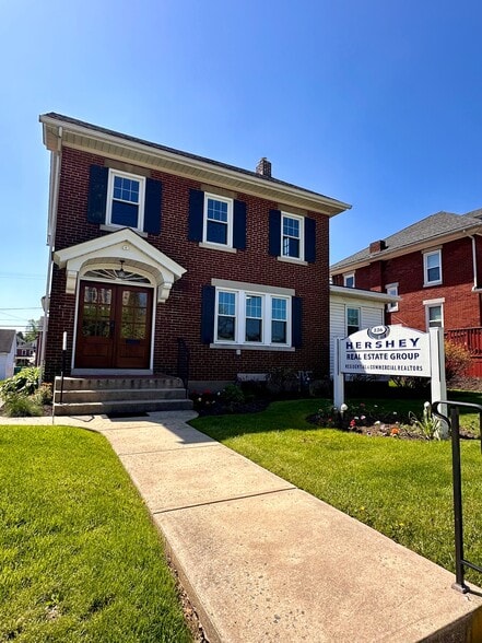 405 E Chocolate Ave, Hershey, PA for lease - Building Photo - Image 3 of 9