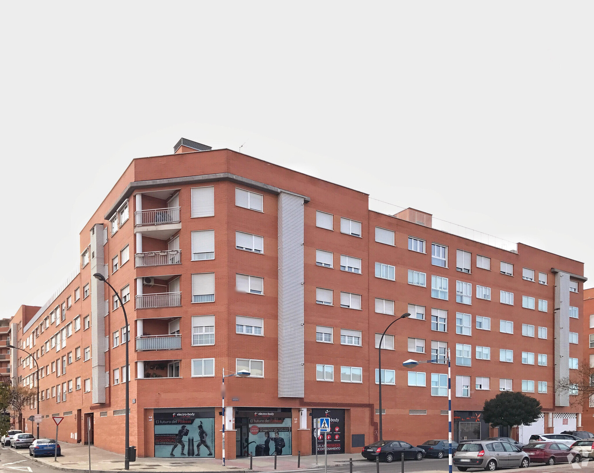 Avenida De Salvador Allende, 53, Getafe, Madrid for sale Primary Photo- Image 1 of 2