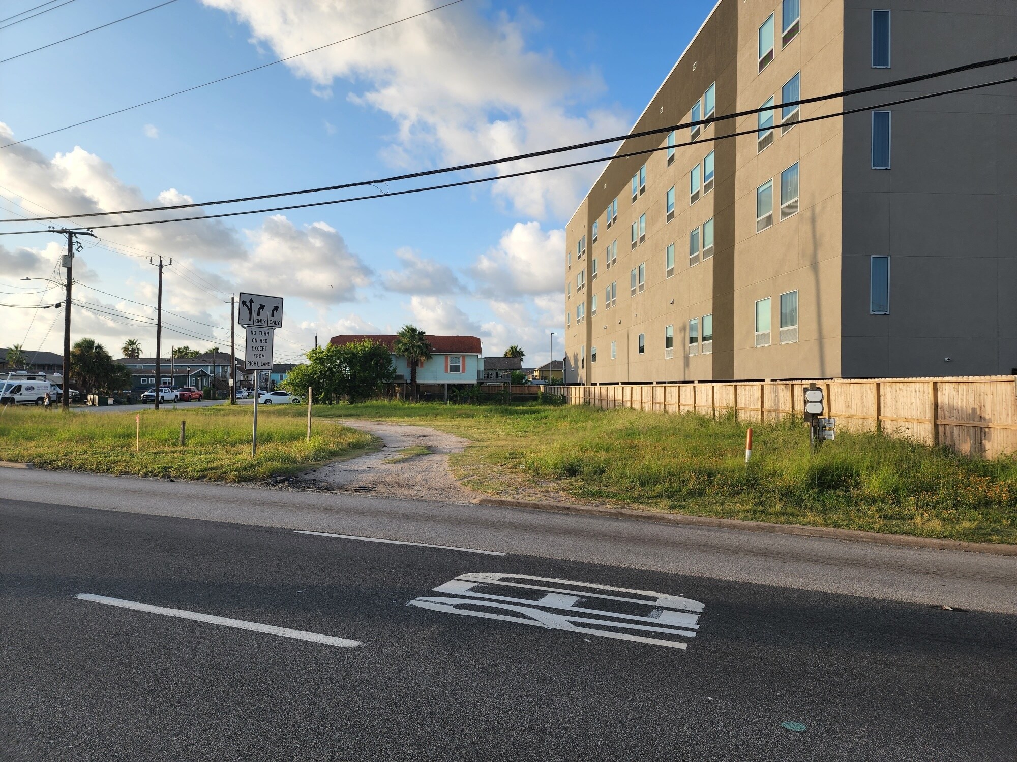 6201 Broadway St, Galveston, TX 77551 for Lease