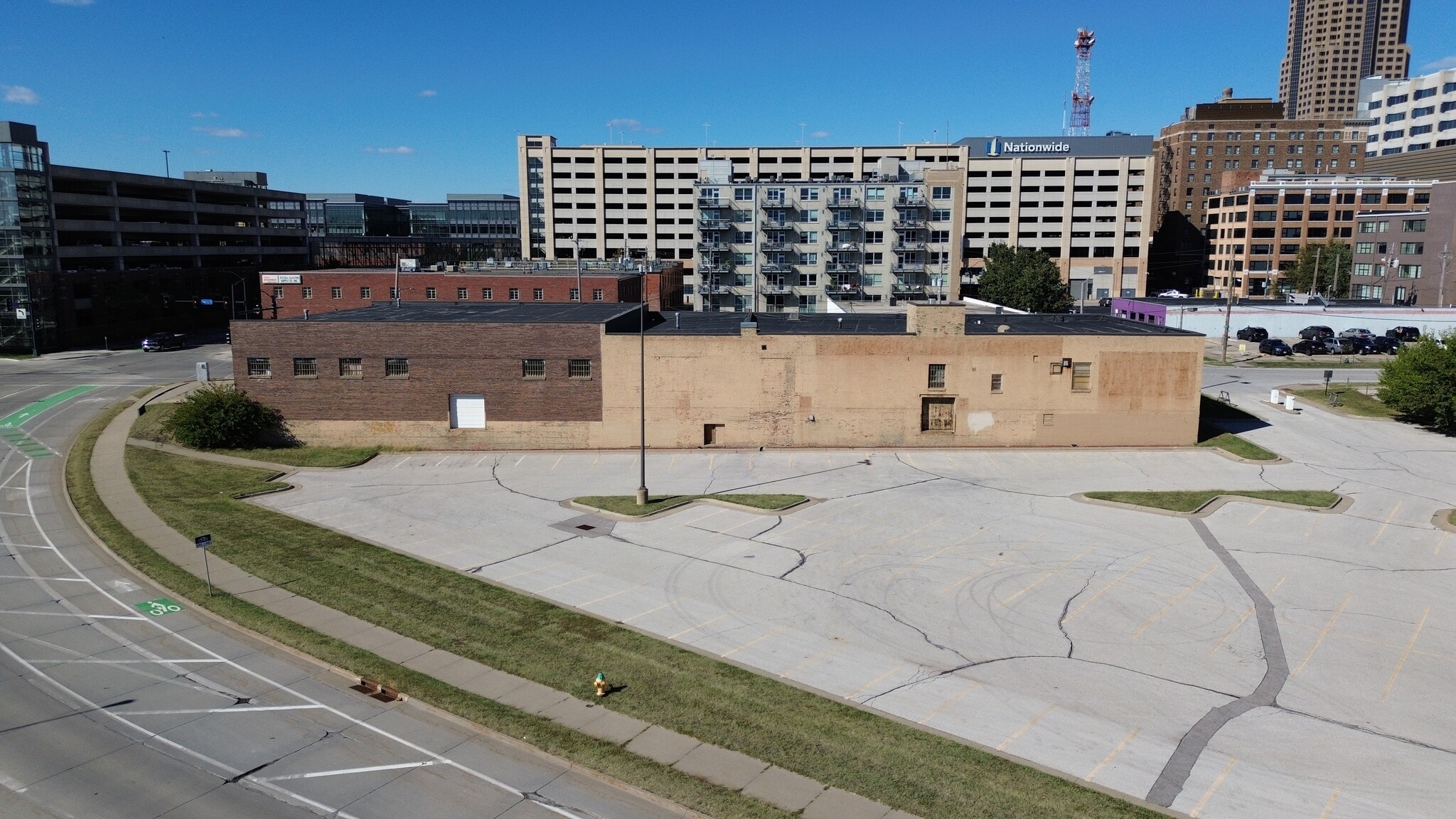 1100 Cherry St, Des Moines, IA for lease Building Photo- Image 1 of 18