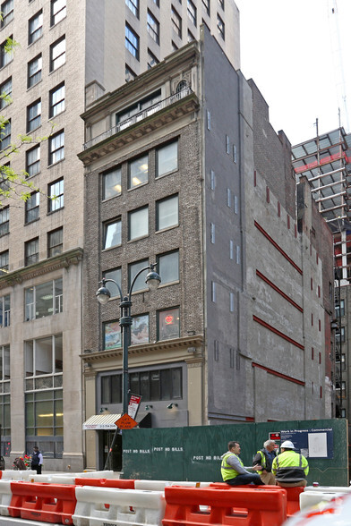 16 E 48th St, New York, NY for lease - Primary Photo - Image 1 of 5