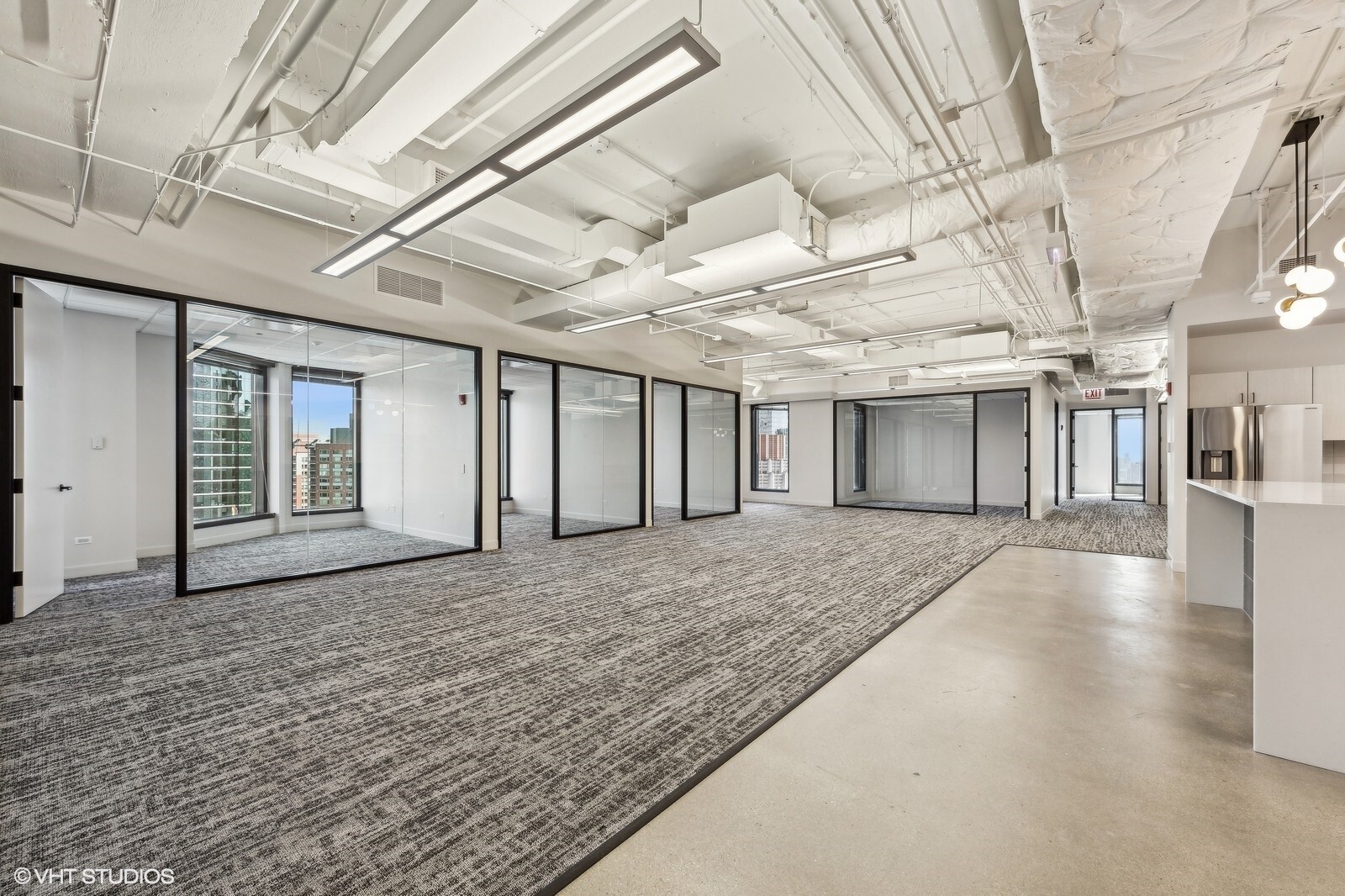 455 N Cityfront Plaza Dr, Chicago, IL for lease Interior Photo- Image 1 of 10