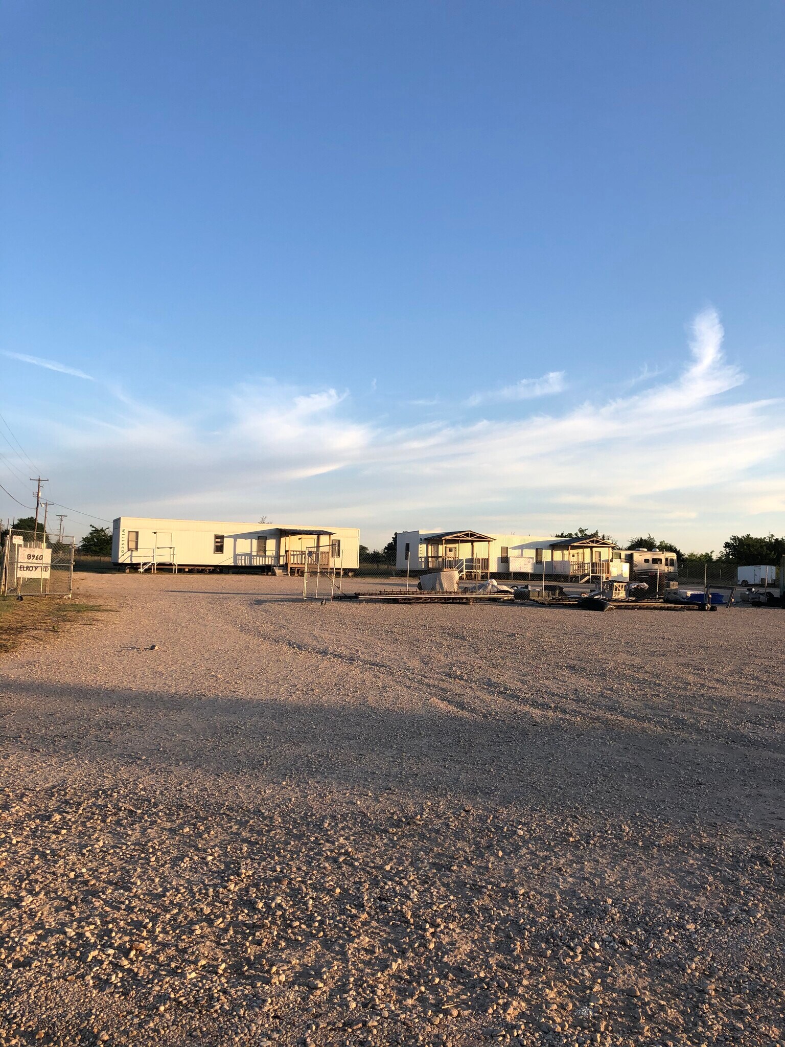 8960 Elroy Rd, Del Valle, TX for sale Primary Photo- Image 1 of 1