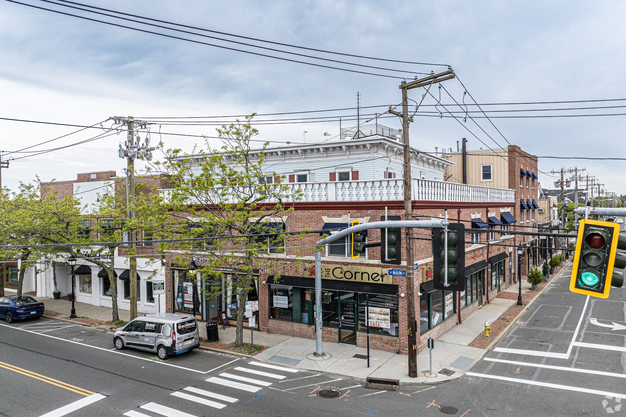 1-3 Main St 2-4 4th Ave, Bay Shore, NY for sale Building Photo- Image 1 of 28