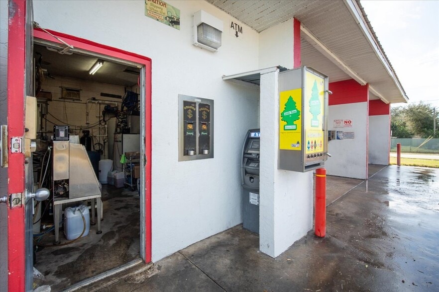 1030 W Hal McRae Blvd, Avon Park, FL for sale - Building Photo - Image 3 of 20