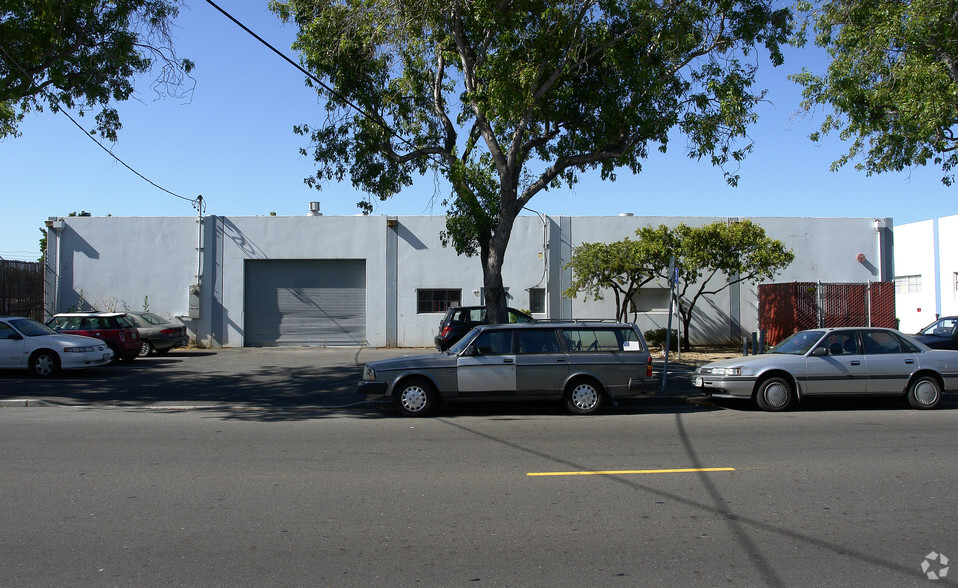 1020 O'Brien Dr, Menlo Park, CA for lease - Building Photo - Image 3 of 3