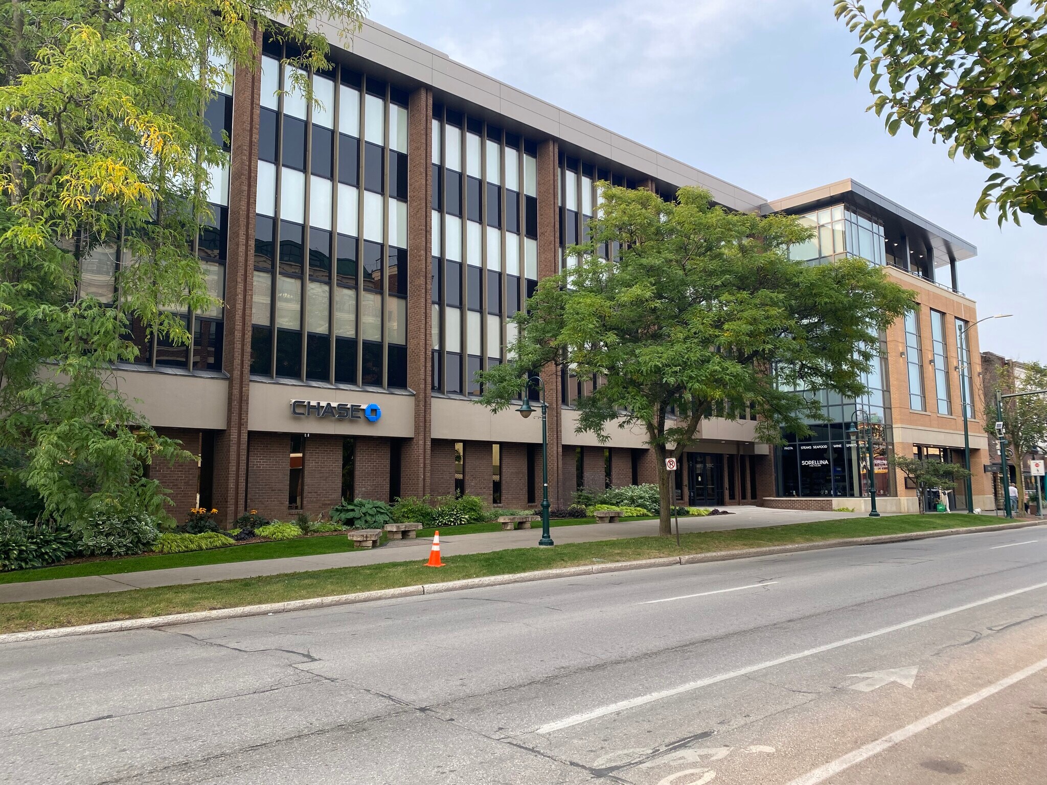 250 E Front St, Traverse City, MI for lease Building Photo- Image 1 of 9