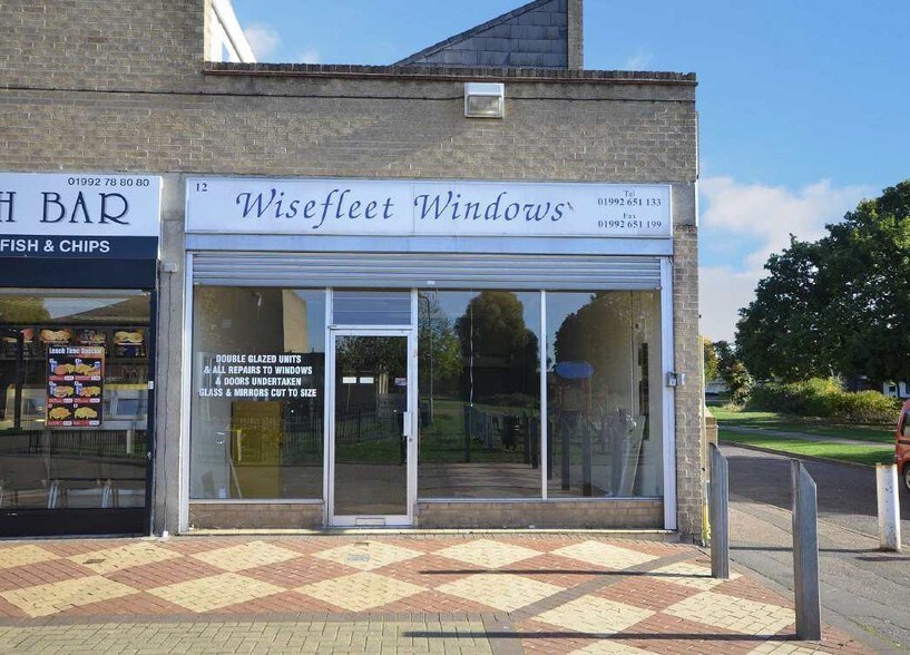 12 Hillhouse, Waltham Abbey, ESS EN9 3EL