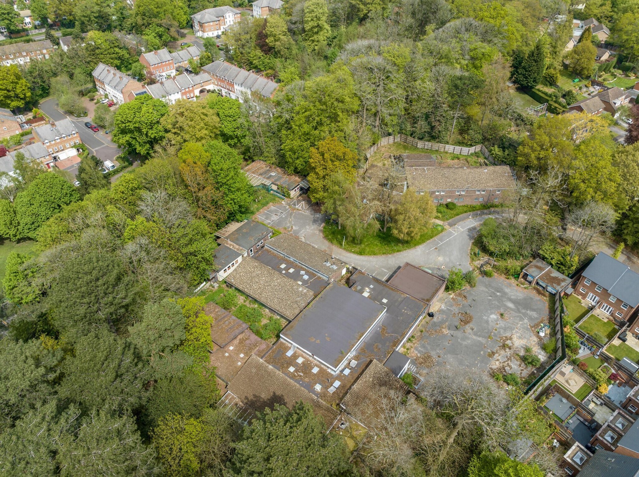 Portesbery Rd, Camberley for sale Primary Photo- Image 1 of 7