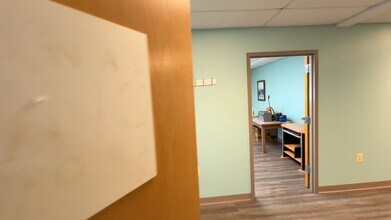 10515-10535 Crestwood Dr, Manassas, VA for lease - Commercial Listing Video 