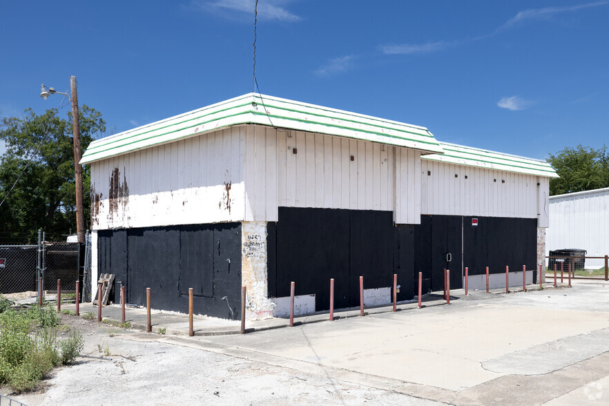 1420 S Interstate 35, San Marcos, TX for lease - Primary Photo - Image 1 of 10