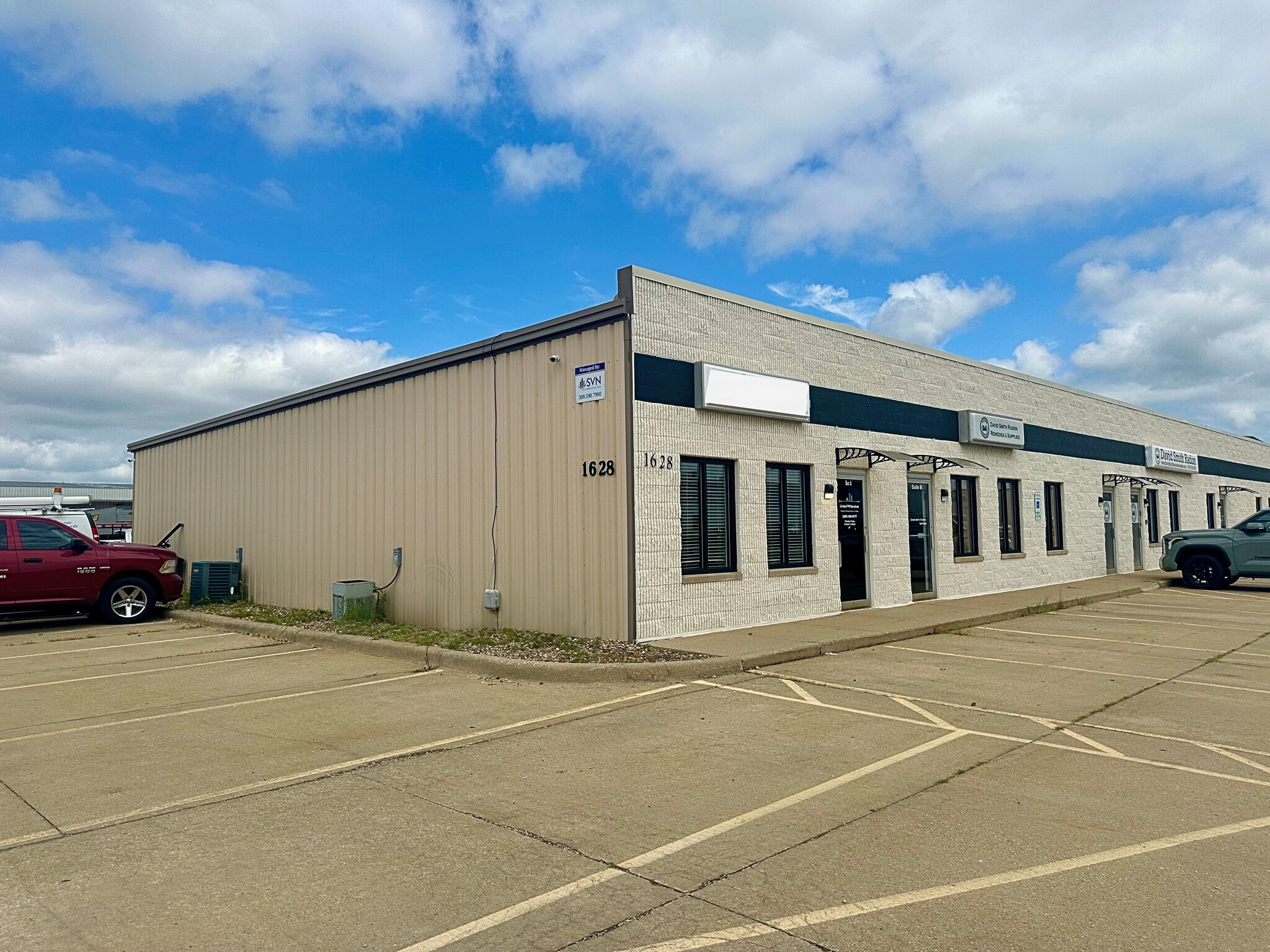1628 Commerce Pky, Bloomington, IL for lease Building Photo- Image 1 of 14