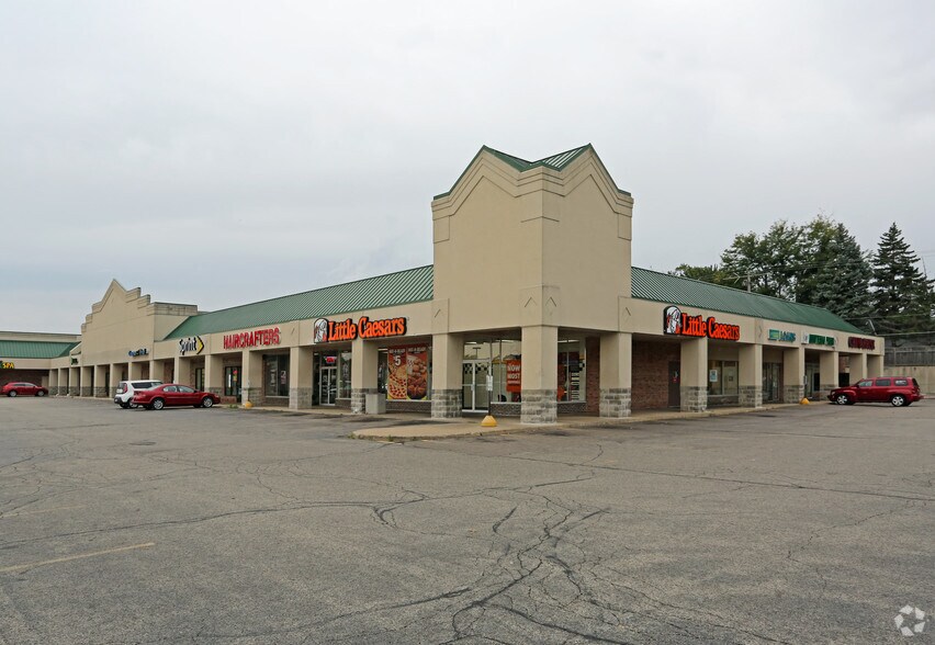 7530 Pershing Blvd, Kenosha, WI 53142