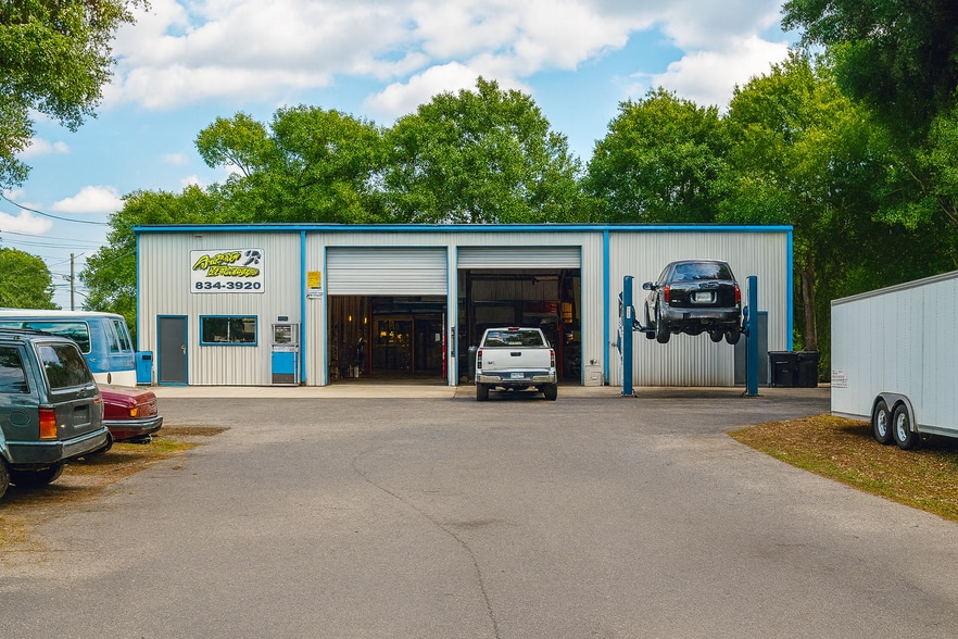 10341 E Hillsborough Ave, Tampa, FL for sale - Building Photo - Image 1 of 4