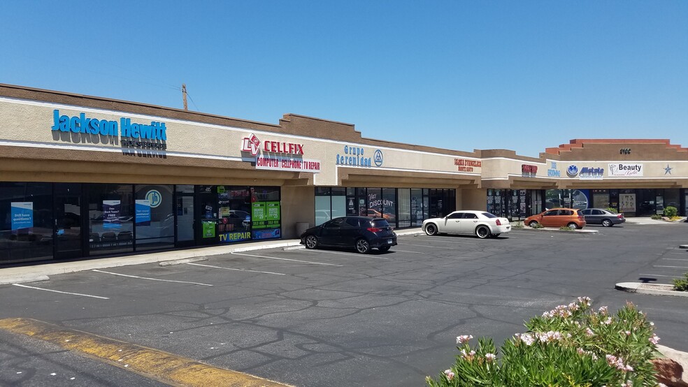 3160 E Desert Inn Rd, Las Vegas, NV for lease - Building Photo - Image 3 of 6