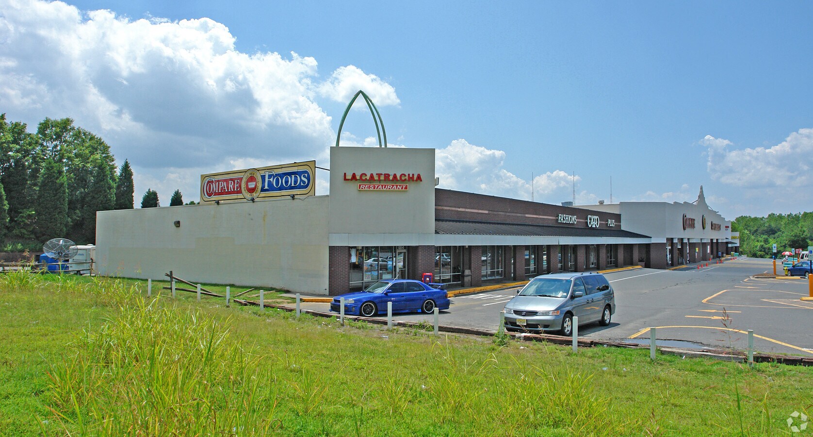 808820 E Arrowood Rd, Charlotte, NC 28217