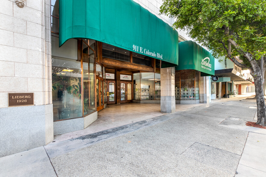 911 E Colorado Blvd, Pasadena, CA for sale - Building Photo - Image 2 of 10