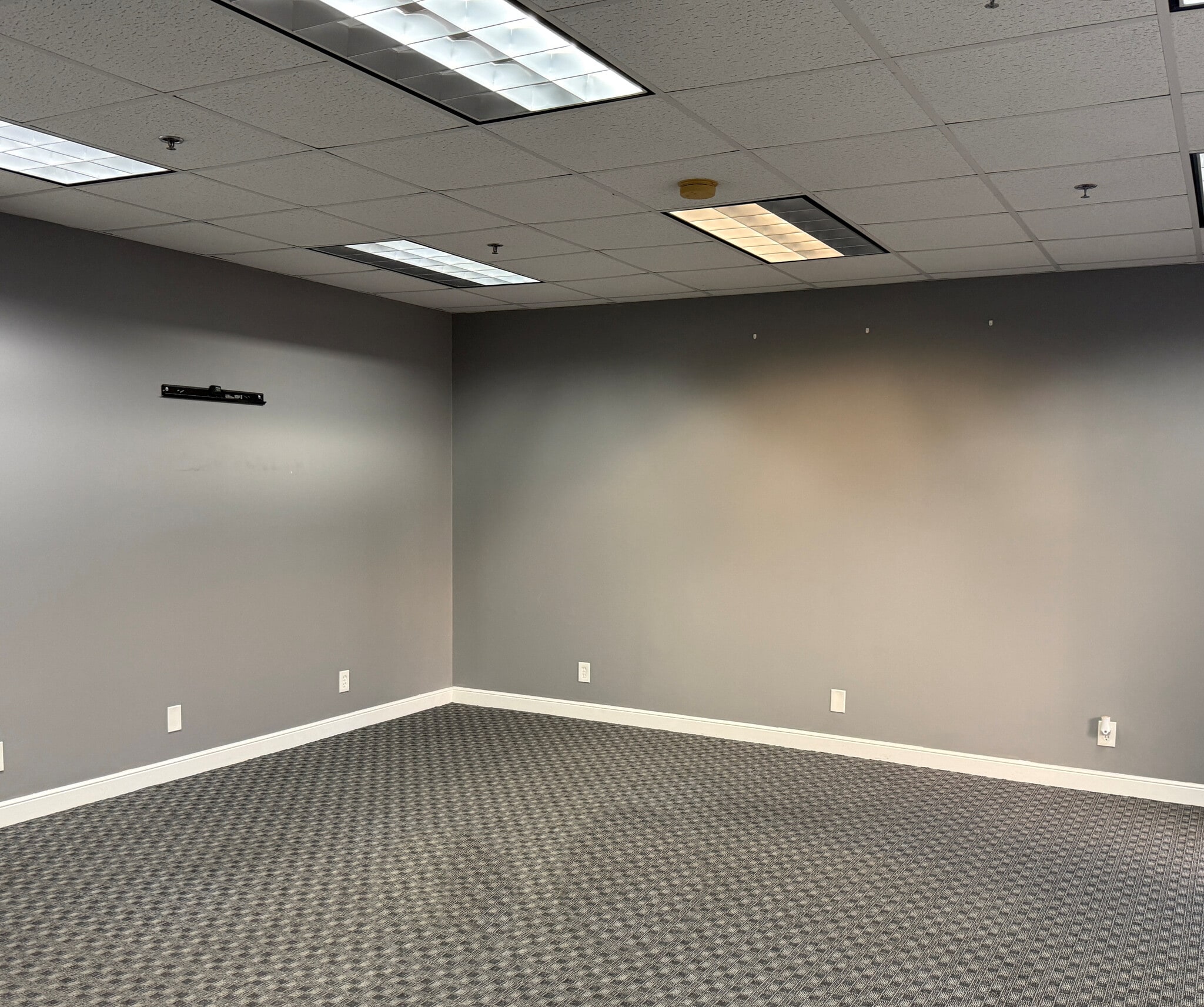 1097 Jupiter Park Ln, Jupiter, FL for lease Interior Photo- Image 1 of 10