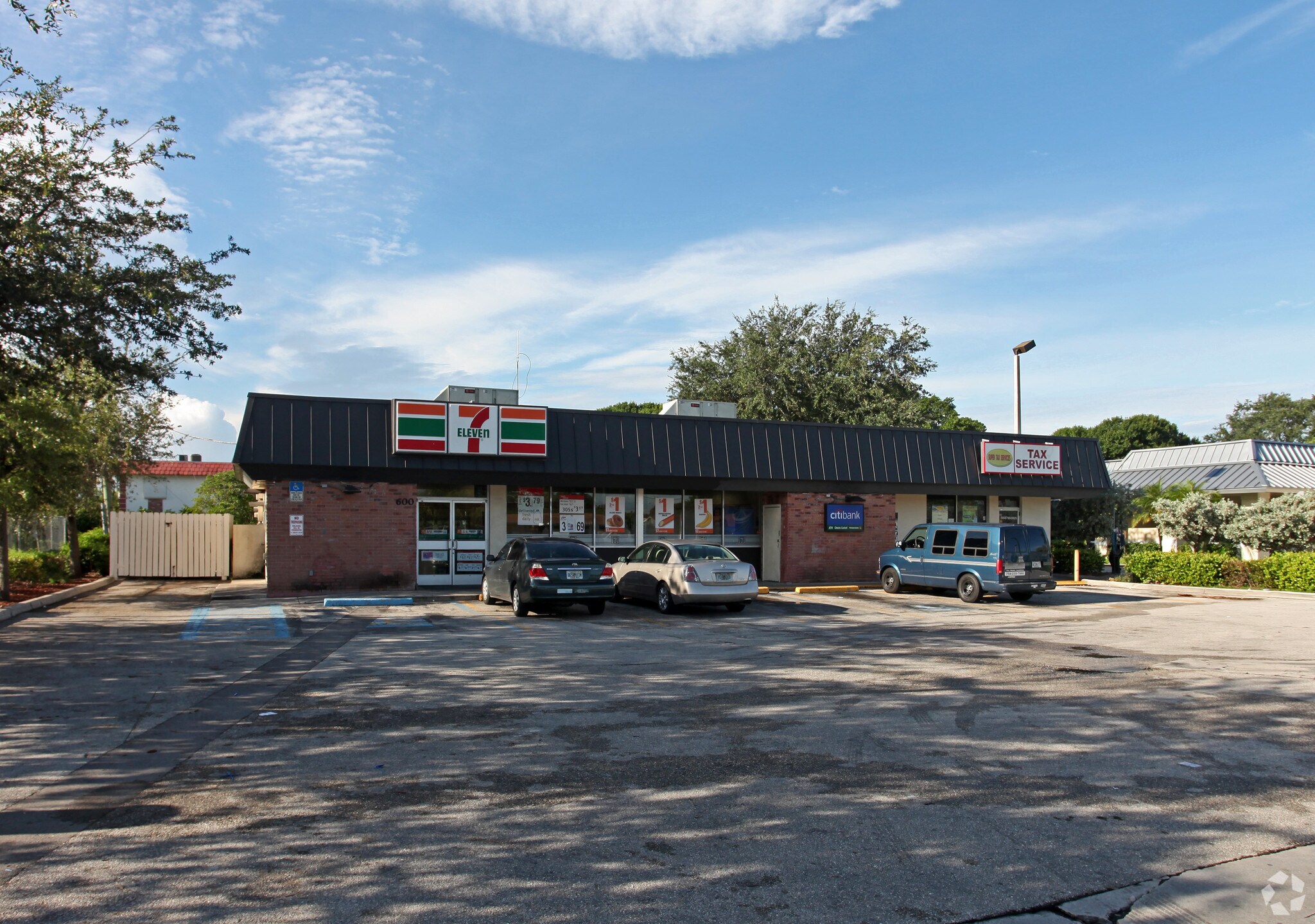 600 W Sample Rd, Pompano Beach, FL for sale Primary Photo- Image 1 of 1