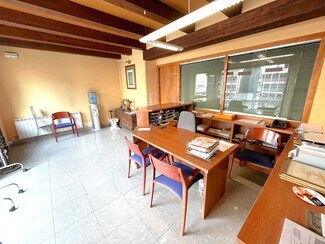 More details for Carrer tras lo Mur, 28, Manlleu - Multifamily for Sale