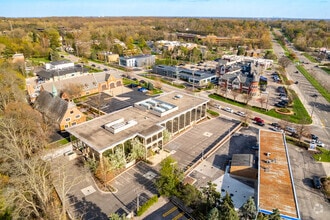 21 E Long Lake Rd, Bloomfield Hills, MI - AERIAL  map view