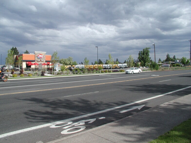 3650 N Highway 97, Bend, OR for sale - Primary Photo - Image 1 of 26