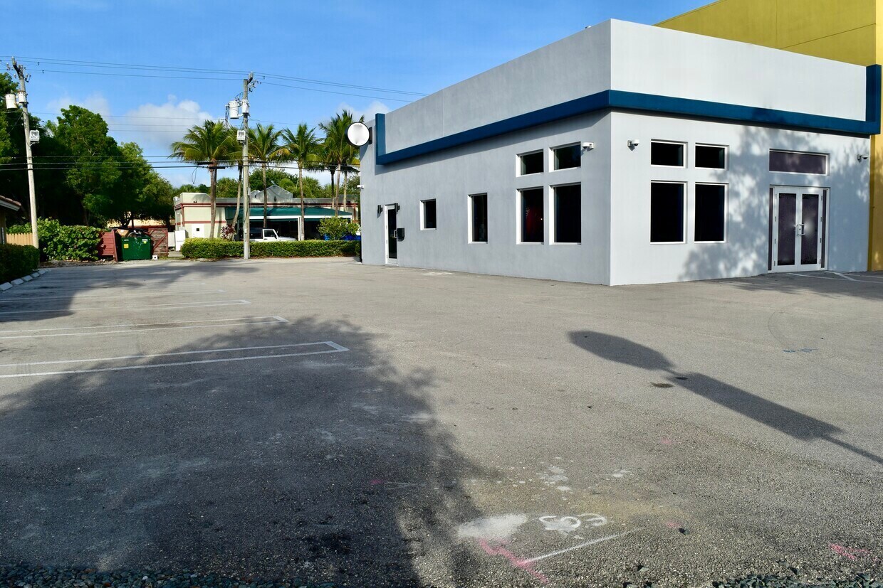 501 NE 2nd St Delray Beach FL - 501 NE 2nd St Delray Beach FL Building Photo 1 HighDefinition 