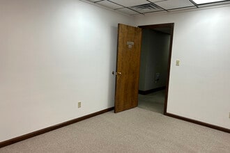 205 N College Ave, Bloomington, IN for lease Interior Photo- Image 1 of 8