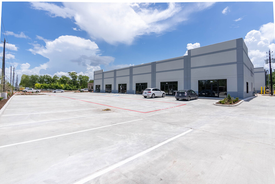 1320 Almeda Genoa Rd, Houston, TX for lease - Building Photo - Image 3 of 8