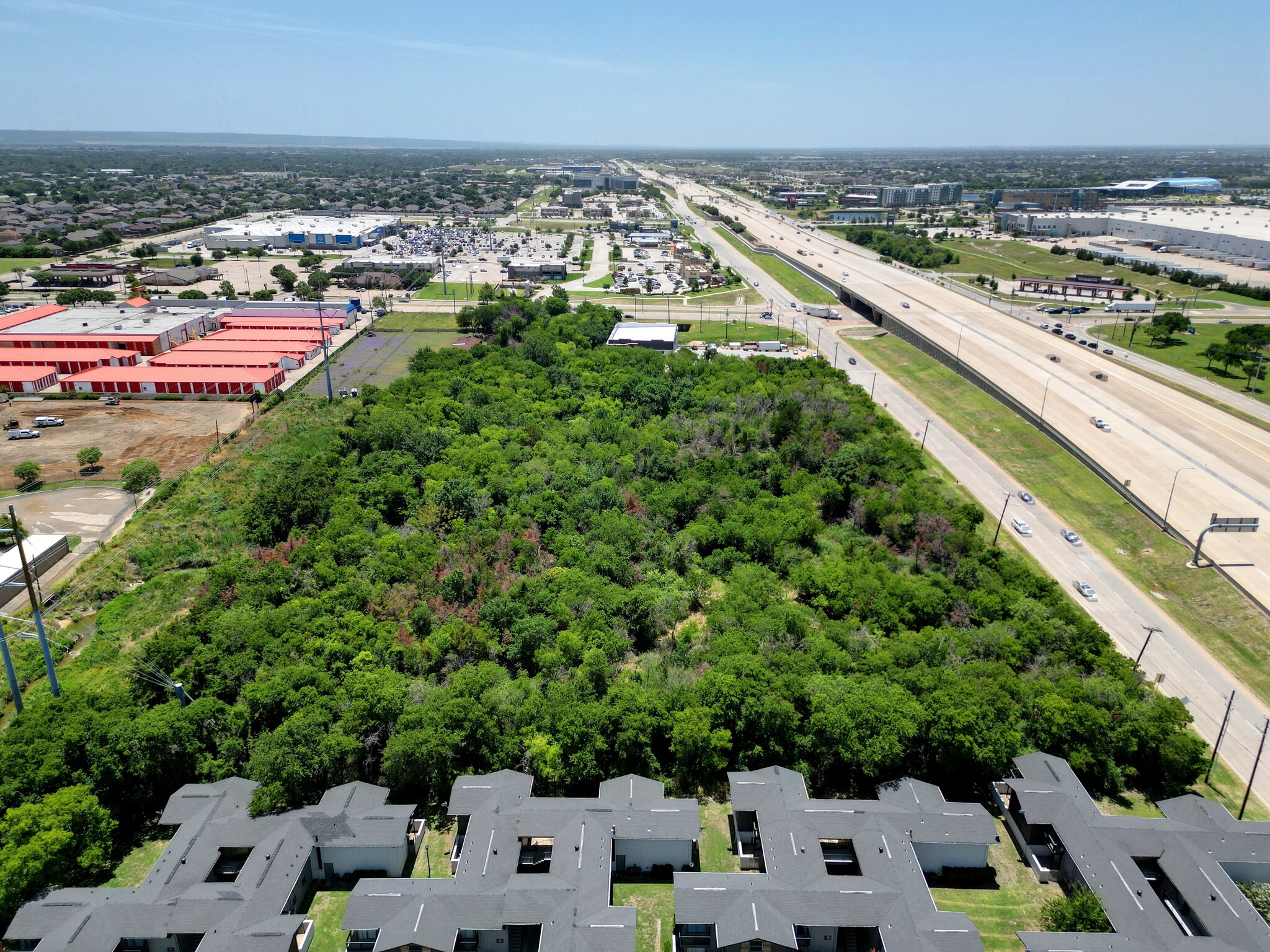 1200 W Pioneer Pky, Grand Prairie, TX for sale Primary Photo- Image 1 of 19