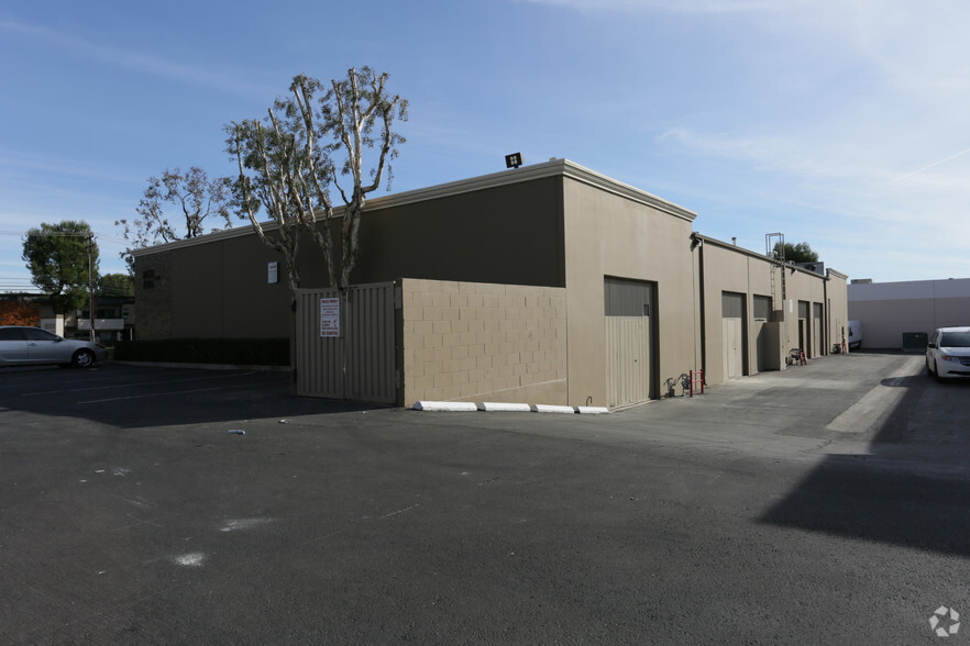 8980 Benson Ave, Montclair, CA for lease - Building Photo - Image 2 of 36