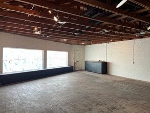 1100 Austin Hwy, San Antonio, TX for lease Building Photo- Image 1 of 14
