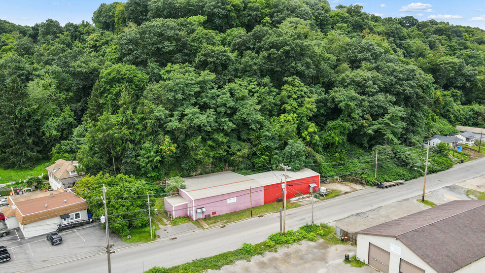 1990 Beaver Ave, Monaca, PA for sale - Primary Photo - Image 1 of 1