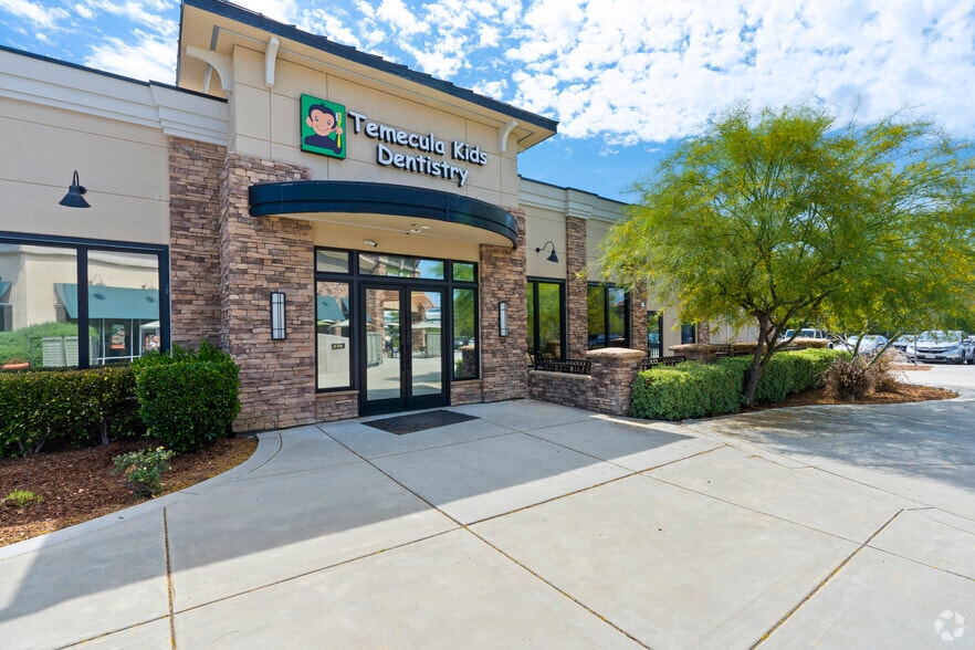 41785-41789 Nicole Ln, Temecula, CA for lease - Building Photo - Image 2 of 11