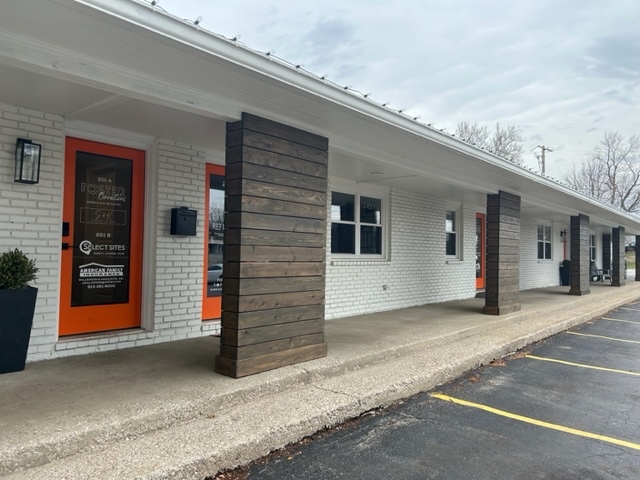 11111 W 59th Ter, Shawnee, KS for lease - Building Photo - Image 2 of 11