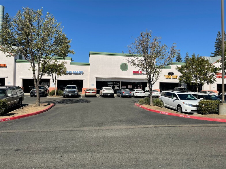 8055-8065 Elk Grove Florin Rd, Sacramento, CA for lease - Building Photo - Image 3 of 5