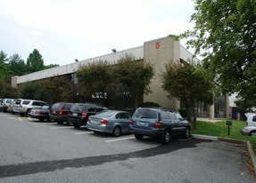 5 Skyline Dr, Hawthorne NY - Warehouse