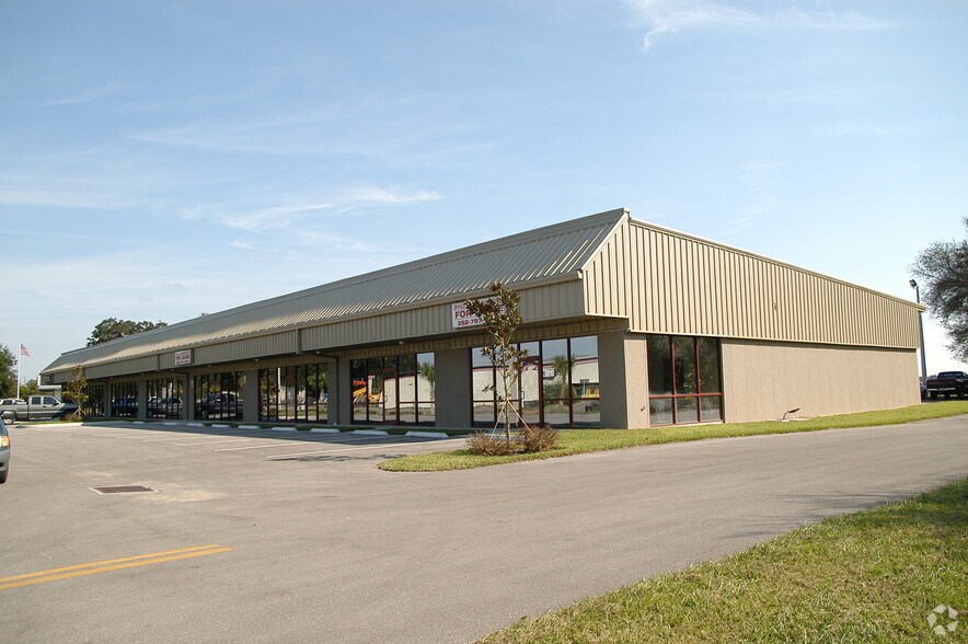 3411 W Main St, Leesburg, FL for lease - Building Photo - Image 1 of 2