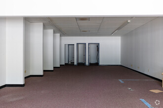 5450 FM 1960 Rd W, Houston, TX for lease Interior Photo- Image 1 of 2