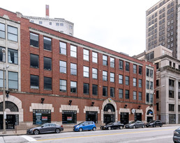 Seasons at Perk Park - Retail - Loft