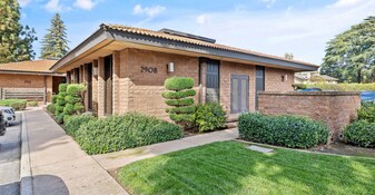 2908 W Main St, Visalia CA - Bar