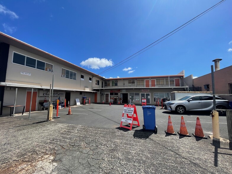 558-562 California Ave, Wahiawa, HI for lease - Building Photo - Image 3 of 14